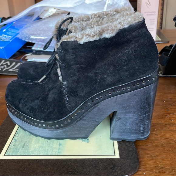 Gorgeous Rag &Bone Booties - Picture 2 of 6
